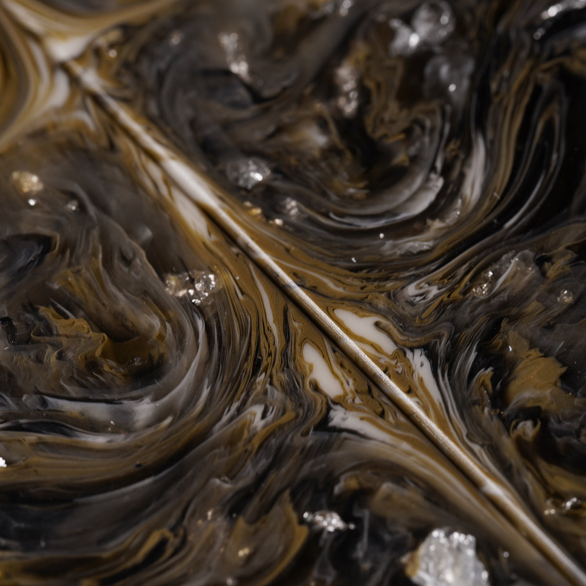 Cast Resin | Silver Leaf